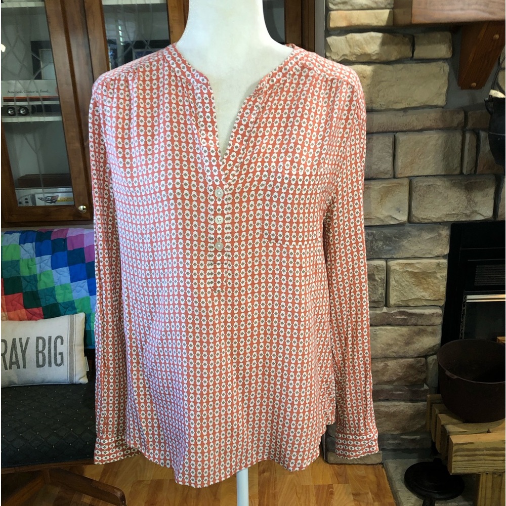 LOFT SIZE LARGE LONG SLEEVE BUTTON CHEST RED/ORANGE TAUPE LIGHTWEIGHT BLOUSE